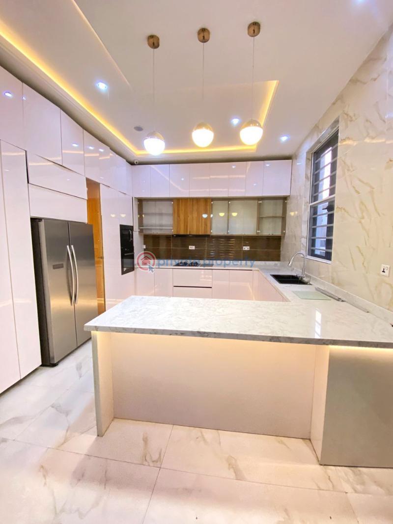 5 bedroom Detached Duplex For Sale Ikota Lekki Lagos - 3