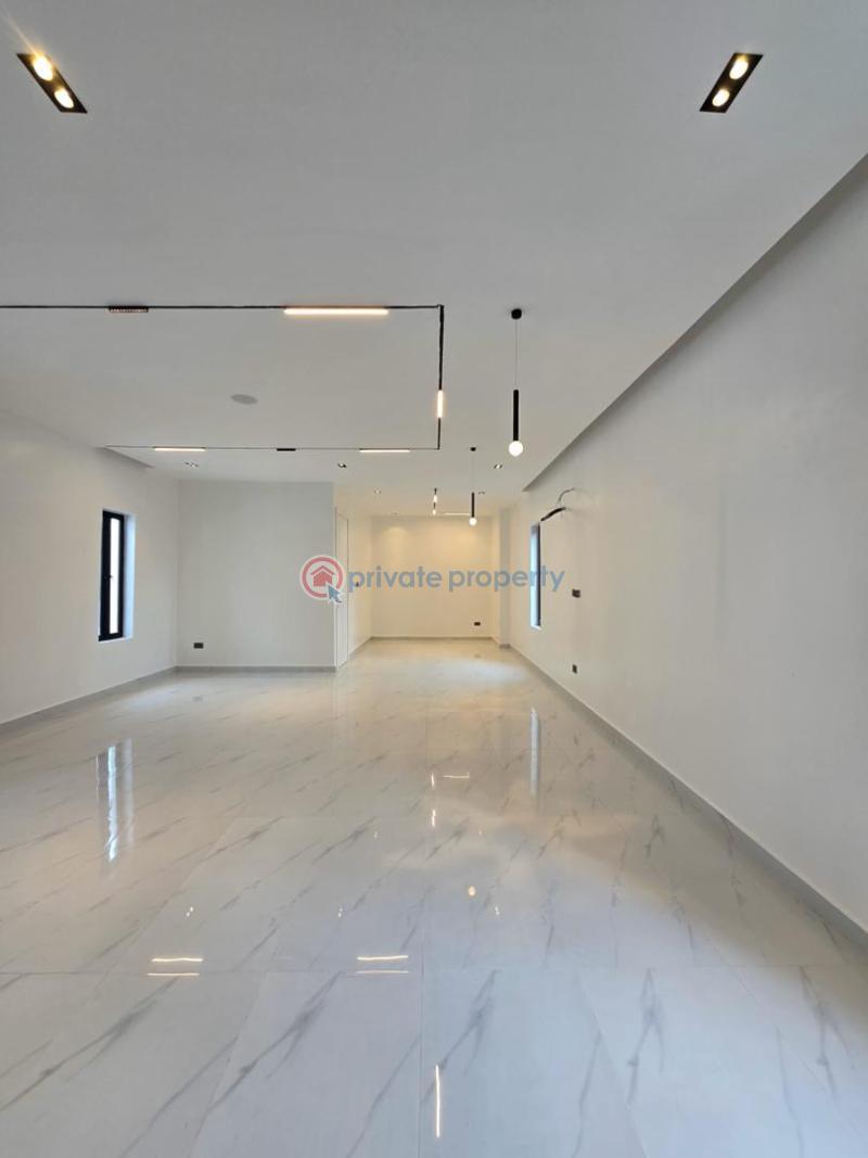 5 bedroom Detached Duplex For Sale Chevron Drive Lekki Lagos - 1