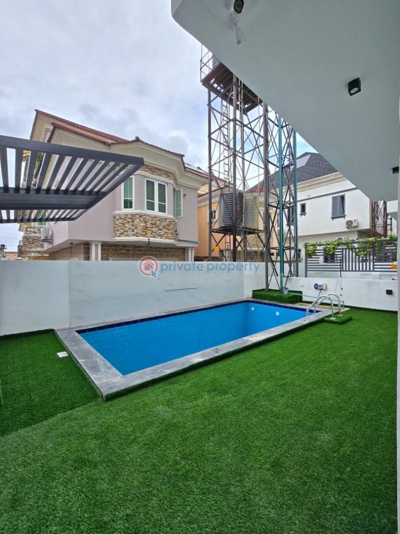 5 bedroom Detached Duplex For Sale Chevron Drive Lekki Lagos - 3