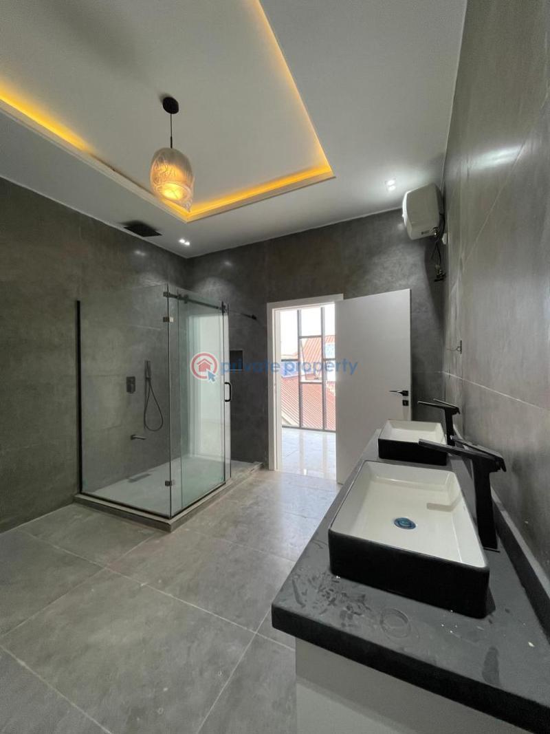 5 bedroom Detached Duplex For Sale Lekki Phase 1 Lagos - 17