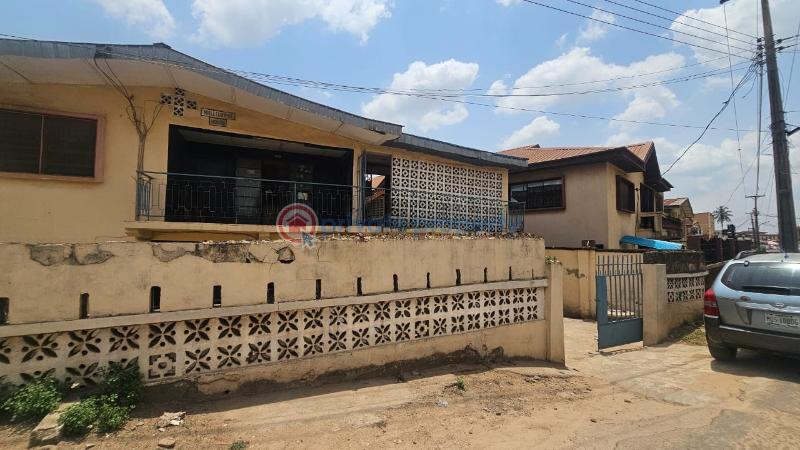 House For Sale Anfani Rd Behind The New Glo Office, Ring Road Ibadan. Ibadan Oyo