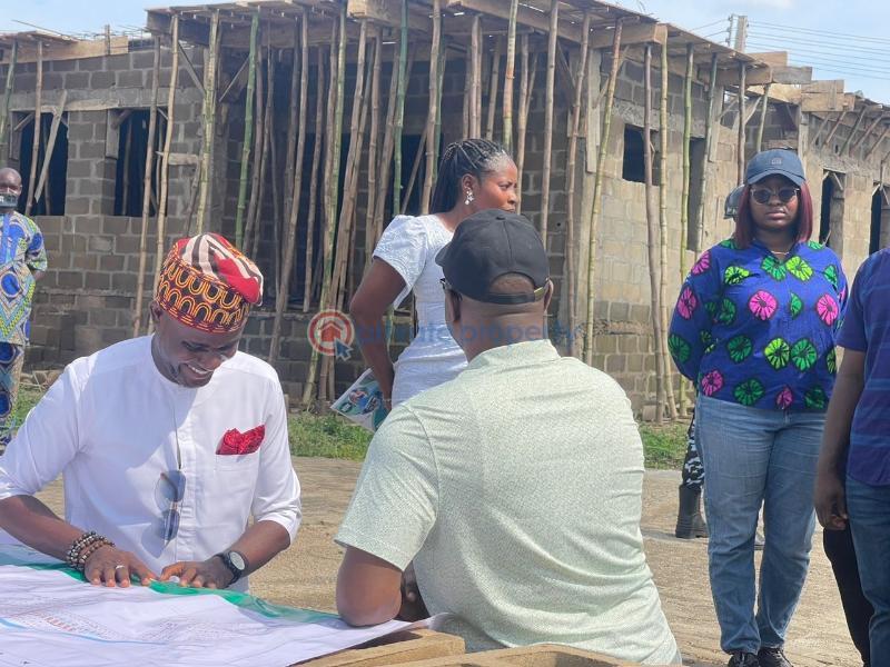 Residential Land For Sale Rayfield Gardens City Estate, Christopher Adebayo Alao Akala Gra, Along Monatan Iwo Road Express, Wofun, Ibadan Ibadan Oyo - 0
