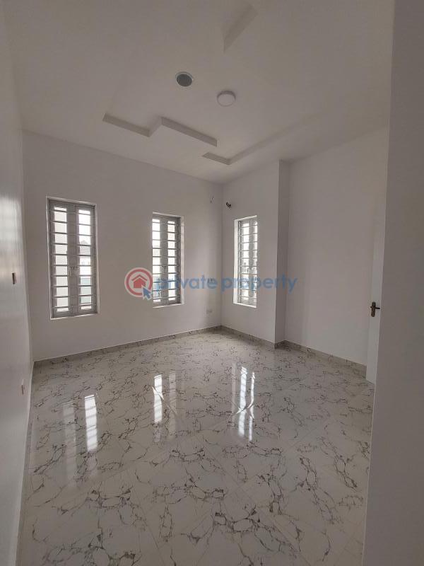 5 bedroom House For Sale Second Tollgate Lekki Lagos - 3