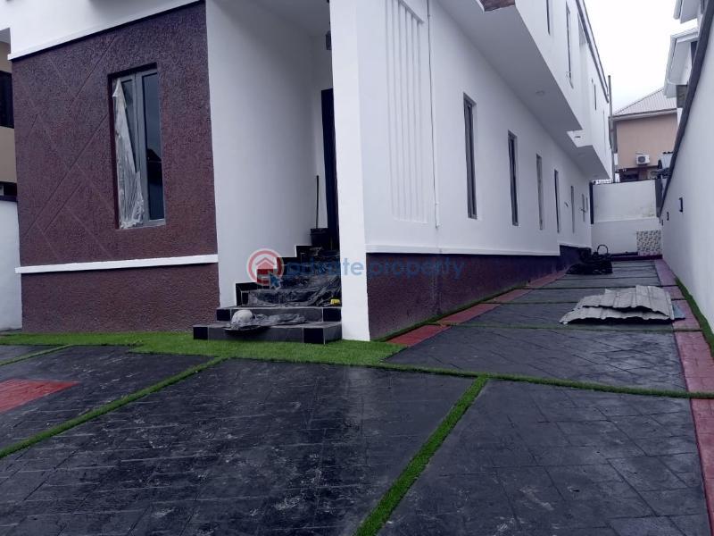 5 bedroom House For Sale Awuse Est, Opebi Ikeja Lagos - 11