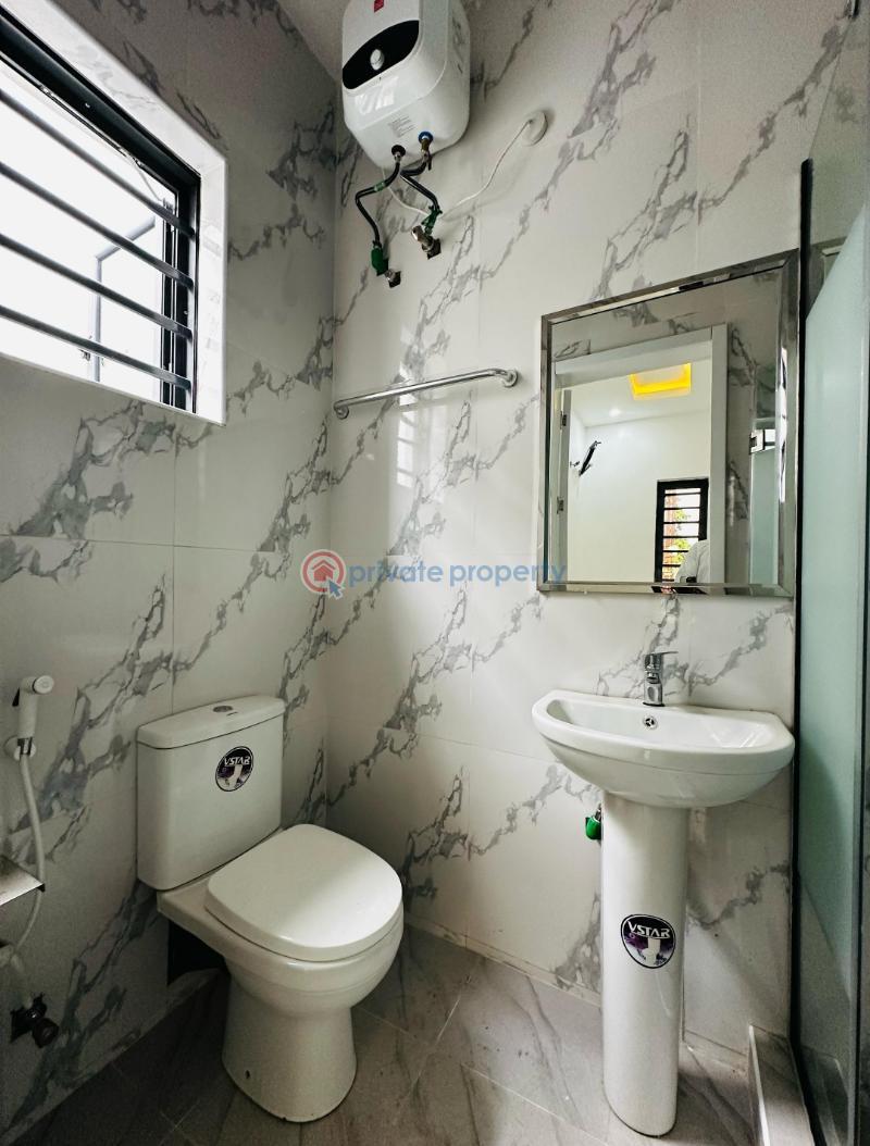 5 bedroom Detached Duplex For Sale Omole Phase 2 Ojodu Lagos - 2