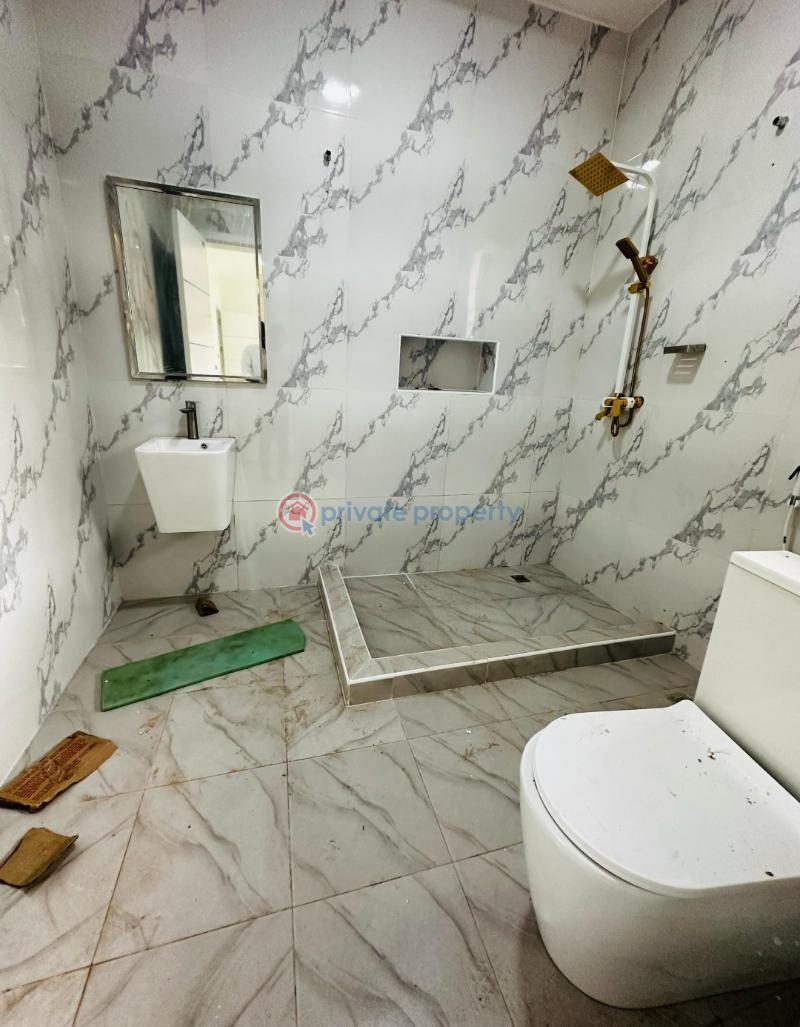5 bedroom Detached Duplex For Sale Omole Phase 2 Ojodu Lagos - 10