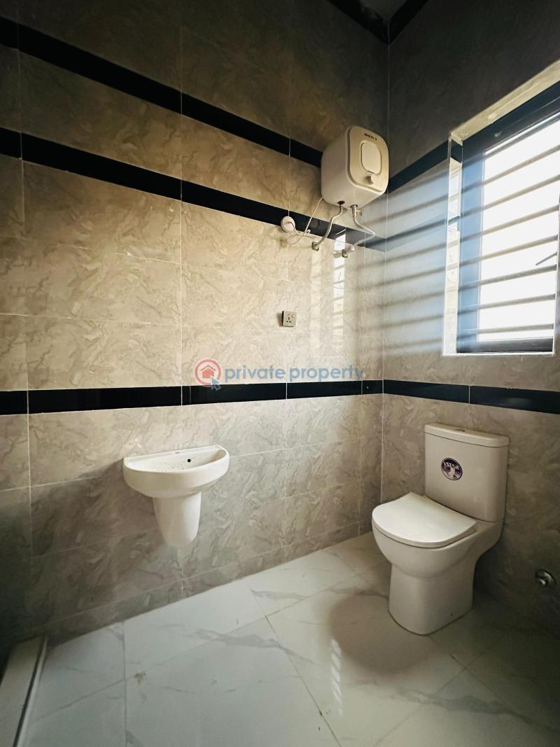 5 bedroom Detached Duplex For Sale Magodo GRA Phase 2 Kosofe/Ikosi Lagos - 6