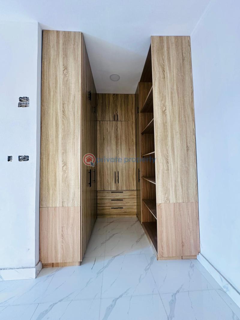 5 bedroom Detached Duplex For Sale Magodo GRA Phase 2 Kosofe/Ikosi Lagos - 3