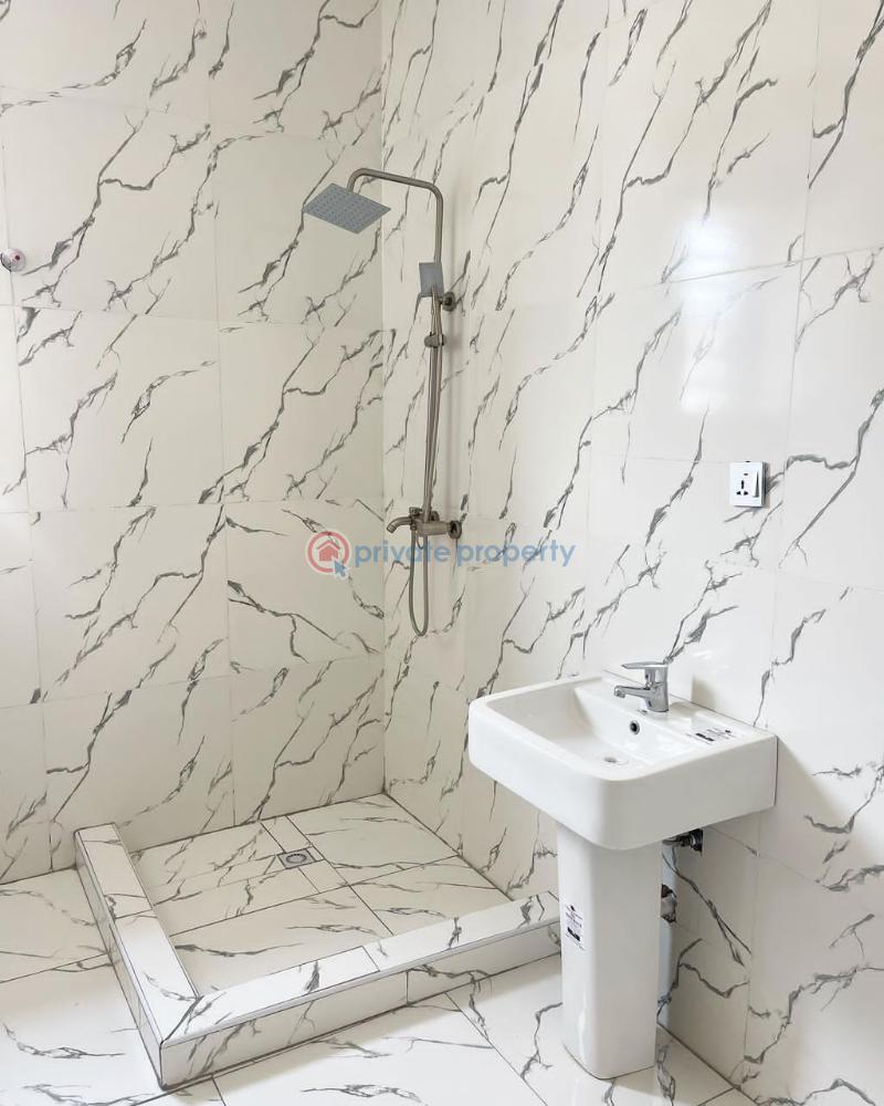 5 bedroom Duplex For Sale Chevron Drive Lekki Lagos - 2