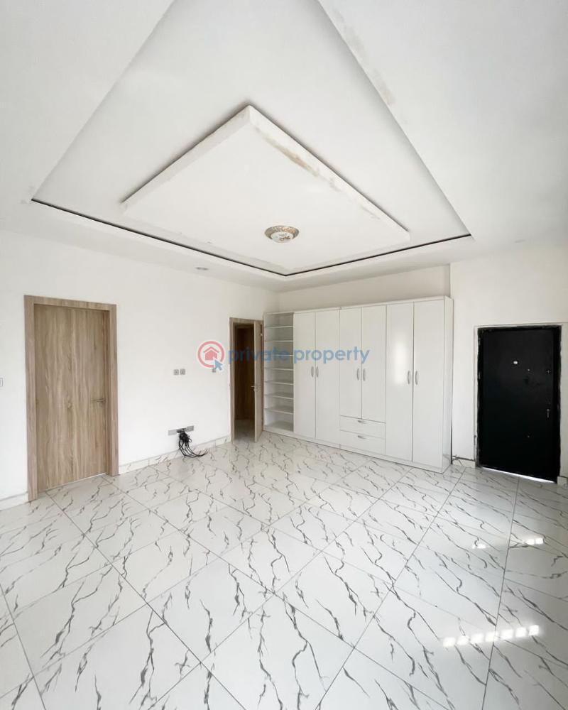 5 bedroom Duplex For Sale Chevron Drive Lekki Lagos - 3
