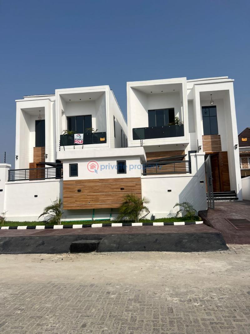 5 bedroom Detached Duplex For Sale Chevron Along Lekki Expressway Lagos - 0