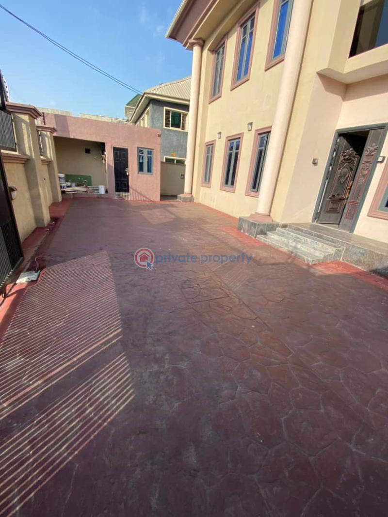 5 bedroom Detached Duplex For Sale Omole Phase 1 Ojodu Lagos - 3
