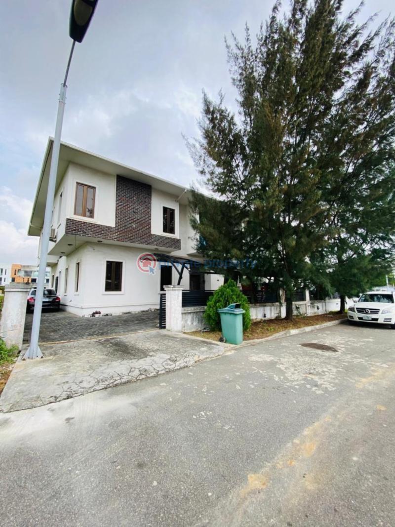 5 bedroom Detached Duplex For Rent Lake View Estate Victoria Garden City Lekki Lagos - 1