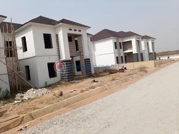 5 bedroom House For Sale Sow Residences Karsana, Abuja Phase 4  - 5