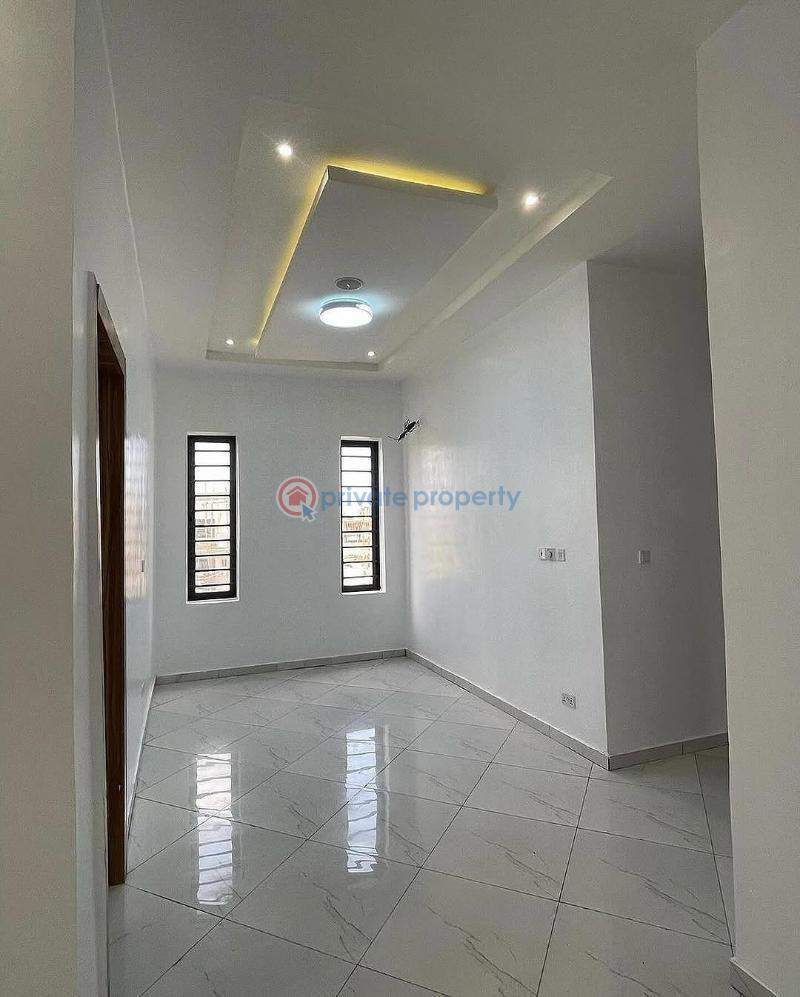 5 bedroom Detached Duplex For Sale Lekki Lagos - 1