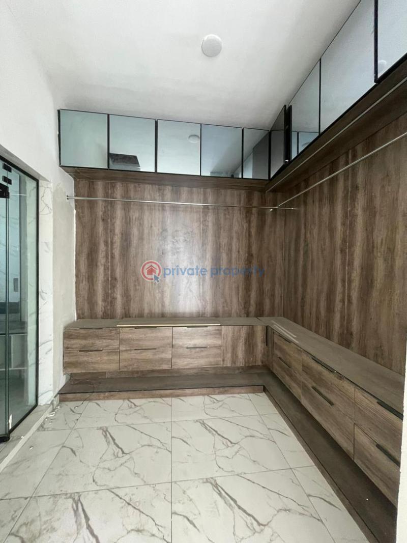 5 bedroom Detached Duplex For Rent Lekki Lagos Along Lekki Expressway Lagos - 0