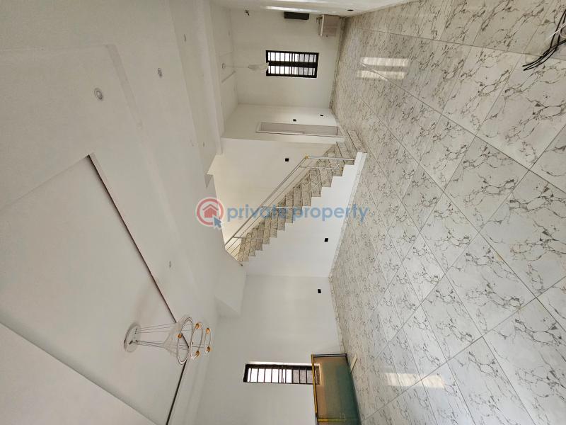 5 bedroom House For Sale Thomas Estate Ajah Lagos - 2