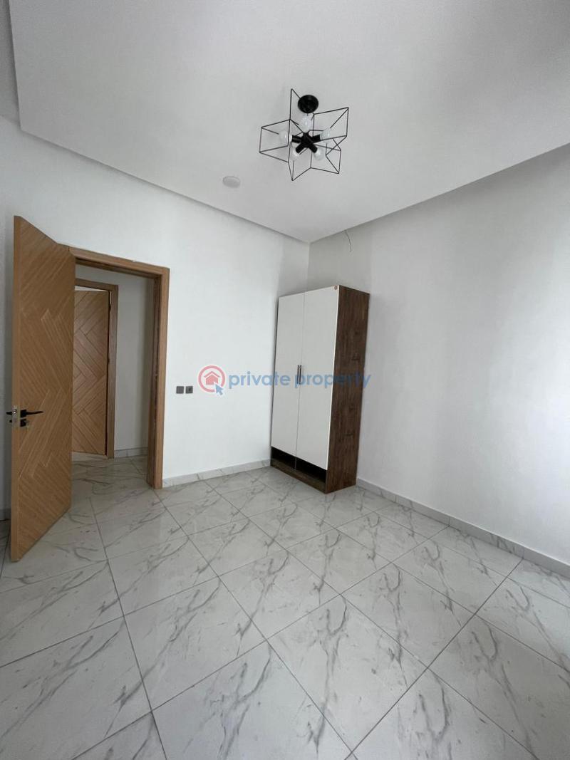 5 bedroom Detached Duplex For Rent Lekki Lagos Along Lekki Expressway Lagos - 1