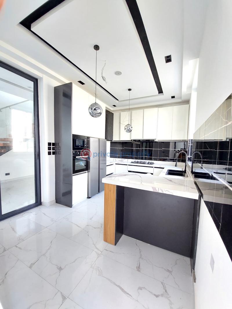 5 bedroom Semi detached Duplex For Sale Cowrie Creek Estate Ikate Elegushi Lekki Lagos - 9