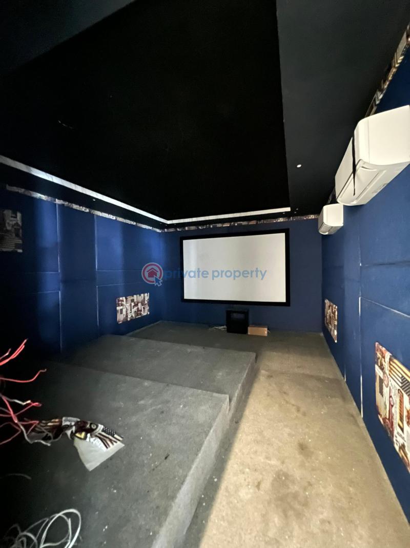 5 bedroom Detached Duplex For Sale Lekki Phase 1 Lagos - 3