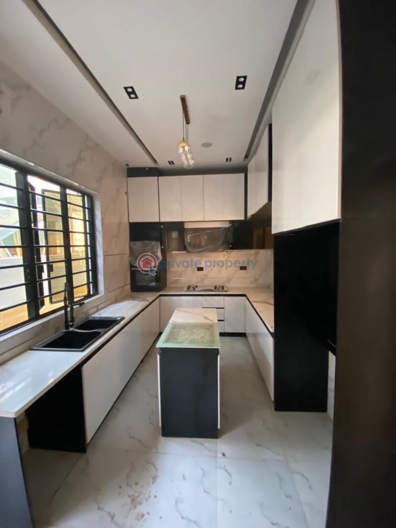 5 bedroom Detached Duplex For Sale Chevron Drive Lekki Lagos - 11
