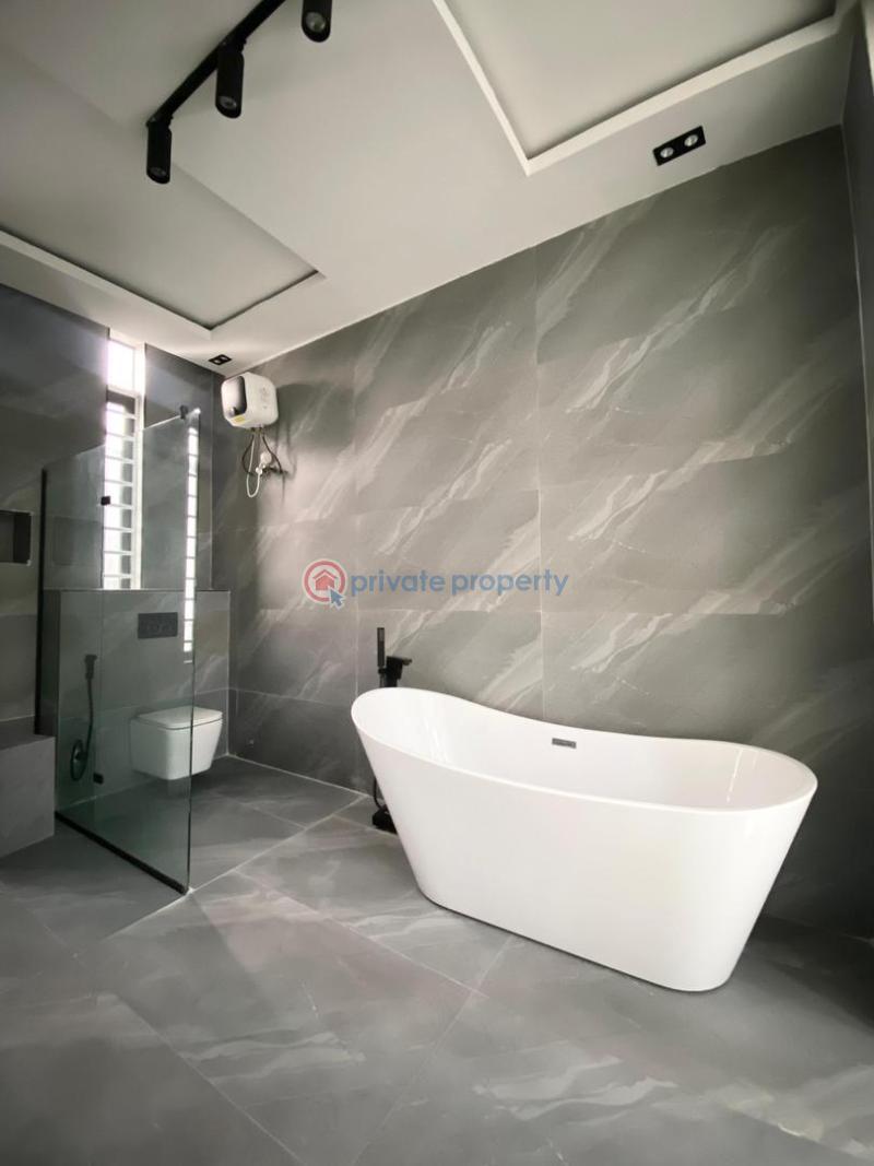 5 bedroom Detached Duplex For Sale 2nd Toll Lekki Lagos - 2