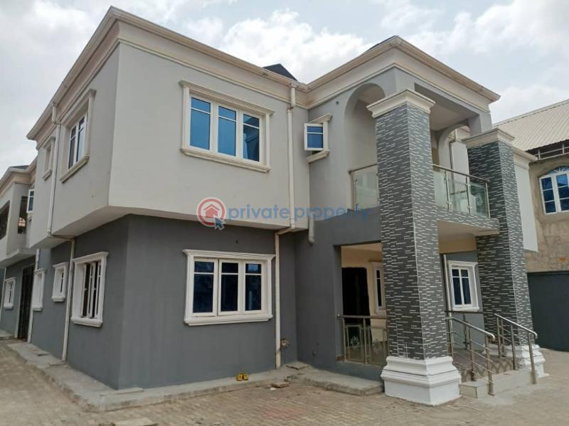 6 bedroom Detached Duplex For Sale Oluyole Residence Oluyole Estate Ibadan Oyo - 1