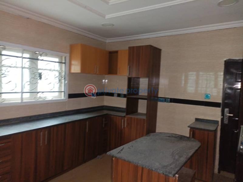 6 bedroom Detached Duplex For Sale Oluyole Residence Oluyole Estate Ibadan Oyo - 3