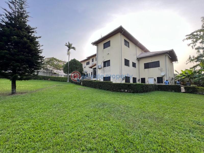 6 bedroom Semi detached Duplex For Sale Agodi Gra Agodi Ibadan Oyo - 12