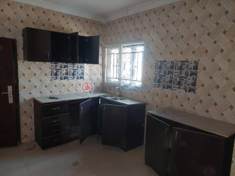 6 bedroom House For Rent Royal Quarters Estate, Elebu Off Akala Express Ibadan Oyo