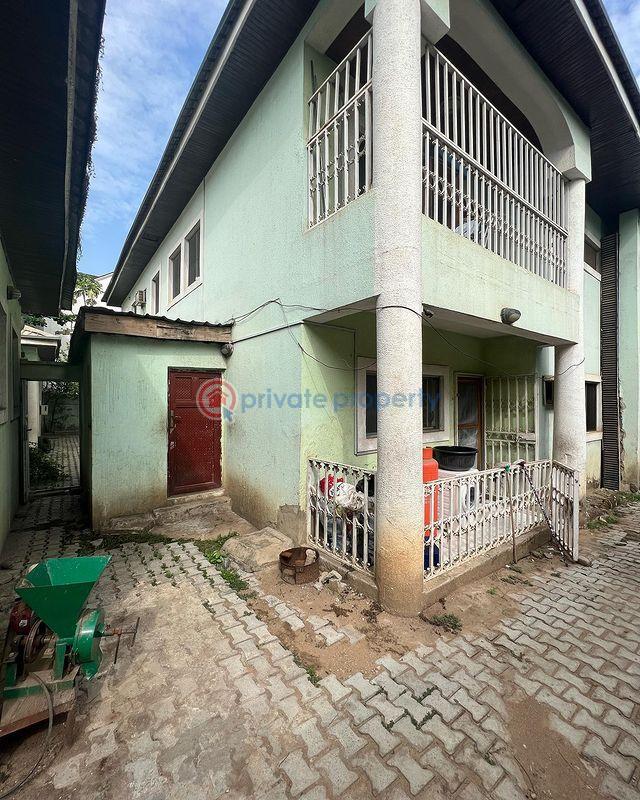 6 bedroom House For Sale Jahi Abuja Phase 2  - 3