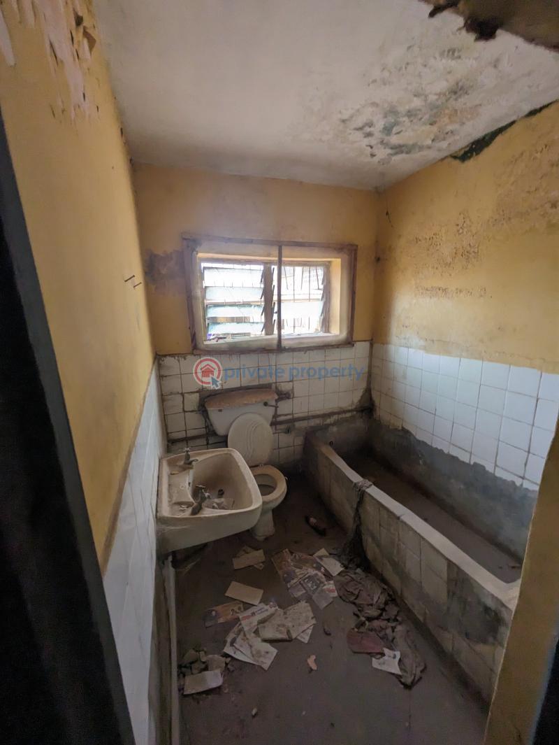 10 bedroom House For Sale Agbowo Ui Ibadan Oyo - 16