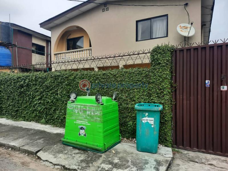 6 bedroom House For Sale Harmony Estate Ifako-Gbagada Lagos - 1