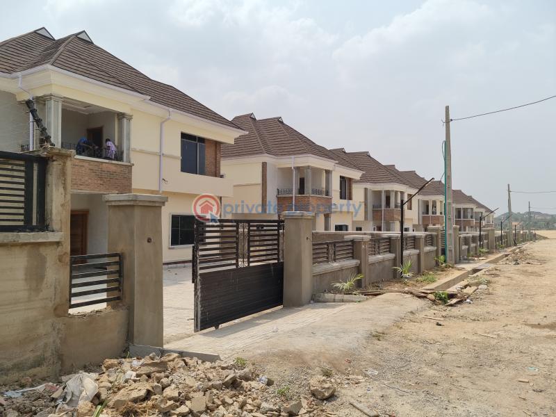 4 bedroom House For Sale Carlton Gate Estate, Akobo, Ibadan Ibadan Oyo