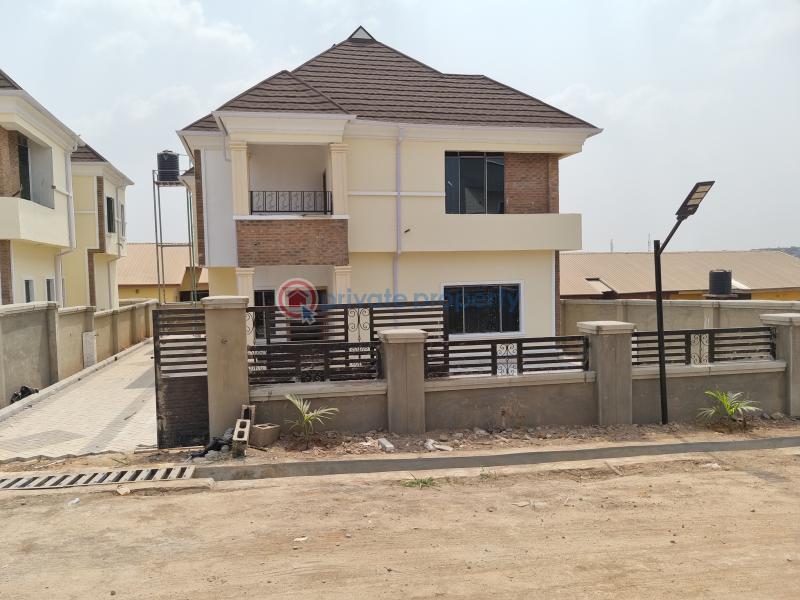 4 bedroom House For Sale Carlton Gate Estate, Akobo, Ibadan Ibadan Oyo