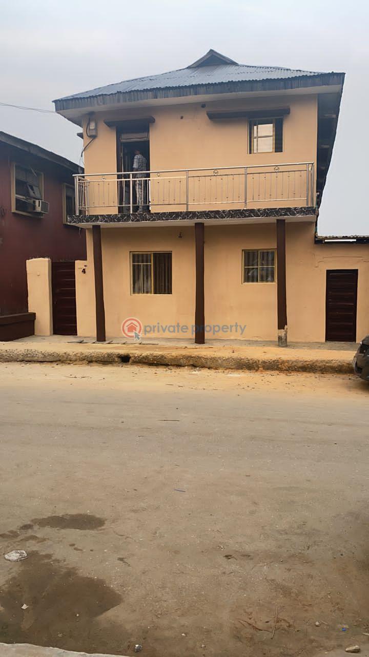 7 bedroom Self Contain For Rent Fadeyi Shomolu Lagos