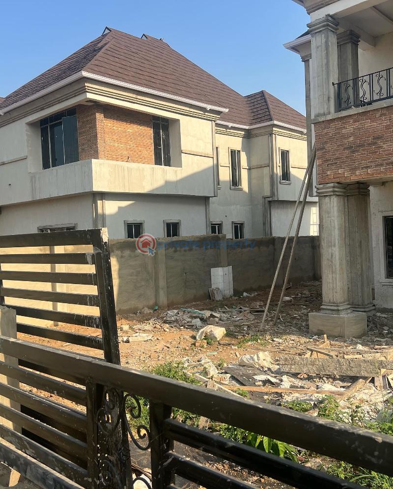 For sale 4 bedroom House Carlton Gate Estates Ibadan Oyo (PID 3PADQZ