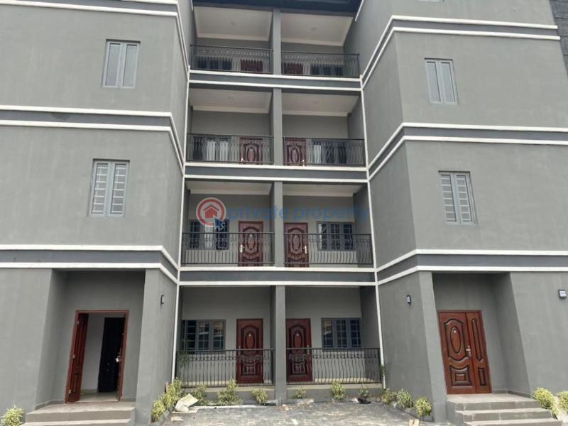 3 bedroom House For Rent Right Side Lekki Phase 1 Lagos - 0