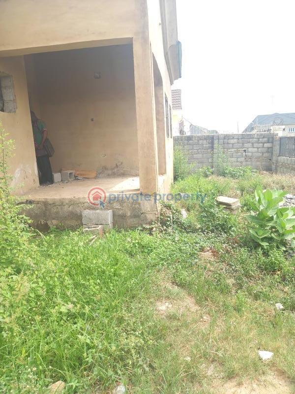 For sale 4 bedroom House Goshen Villa Estate, Pyakassa Abuja Phase 4