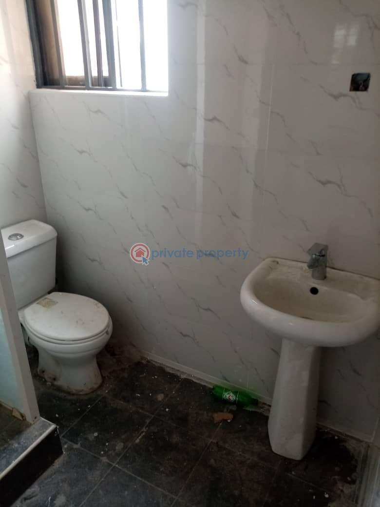 3 bedroom House For Rent Ajose Adeogun Off Victoria Island Lagos - 7