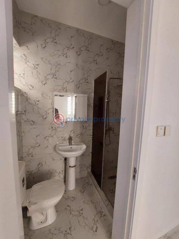 5 bedroom House For Sale Second Tollgate Lekki Lagos - 7