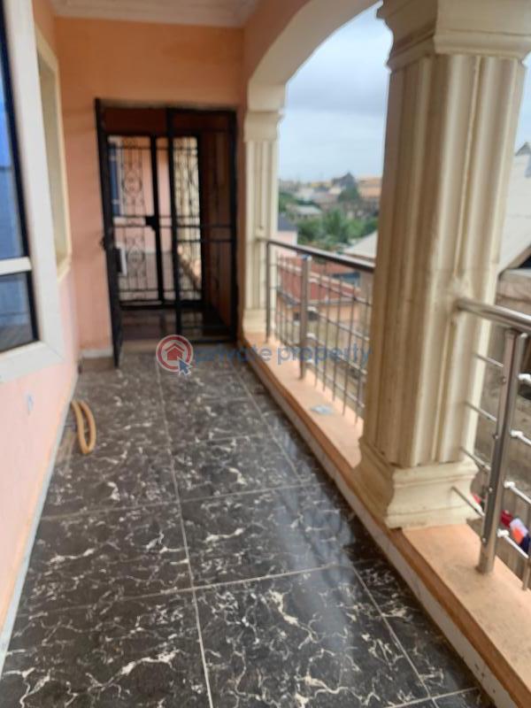 3 bedroom Self Contain For Rent Opposite Fehintola Complex, Elebu. Akala Express Ibadan Oyo - 1