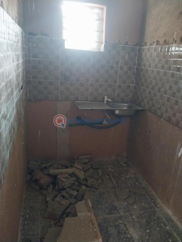 Mini Flat For Rent Off Herbert Macaulay Way Yaba Lagos - 8