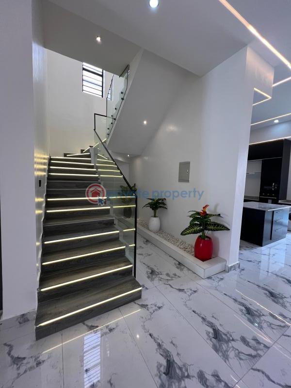5 bedroom Detached Duplex For Sale Ologolo Lekki Lagos - 3