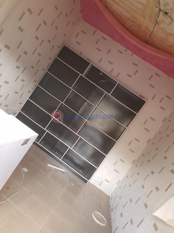 Shop For Rent Near Ventura Mall Sango/samonda Main Road Ibadan Oyo - 0