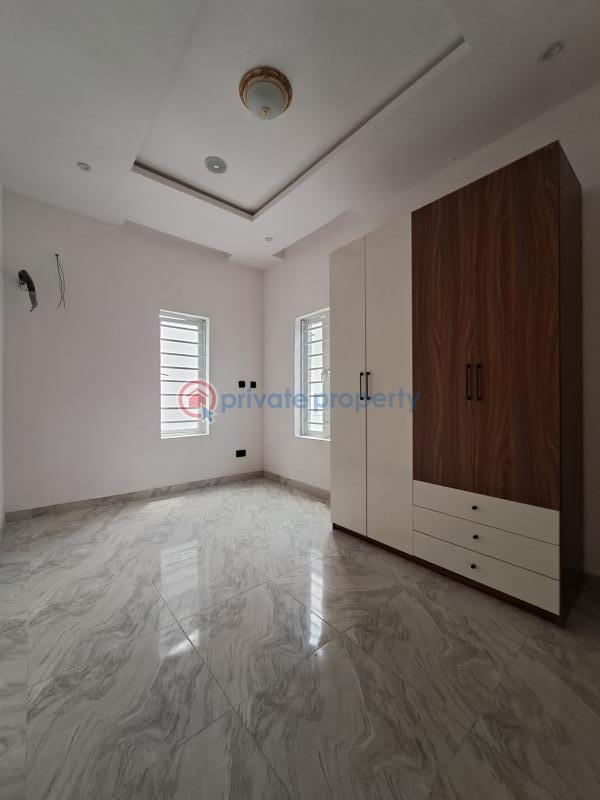 4 bedroom House For Sale Lekki Lagos - 3