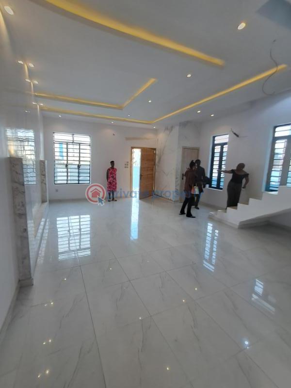 4 bedroom House For Sale Ologolo Lekki Lagos - 5