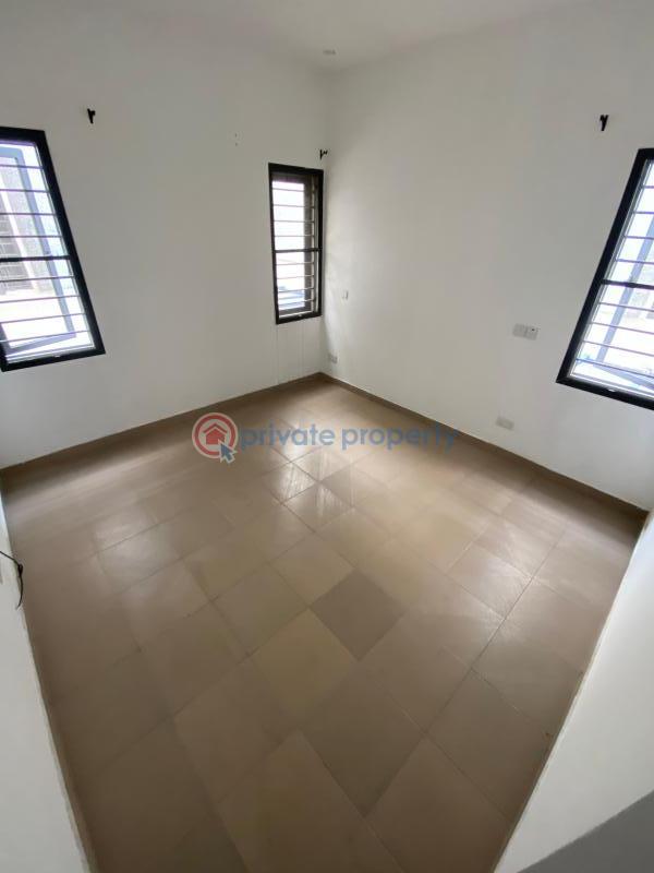 2 bedroom Block Of Flats For Rent Along Lekki Expressway Lagos - 4