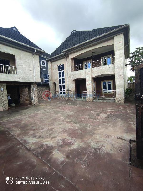 For rent 5 bedroom House Majesty Estate Opposite Dominion City Port