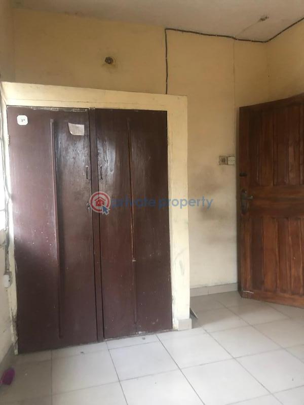 3 bedroom Flat & Apartment For Rent Sabo Yaba Lagos - 1